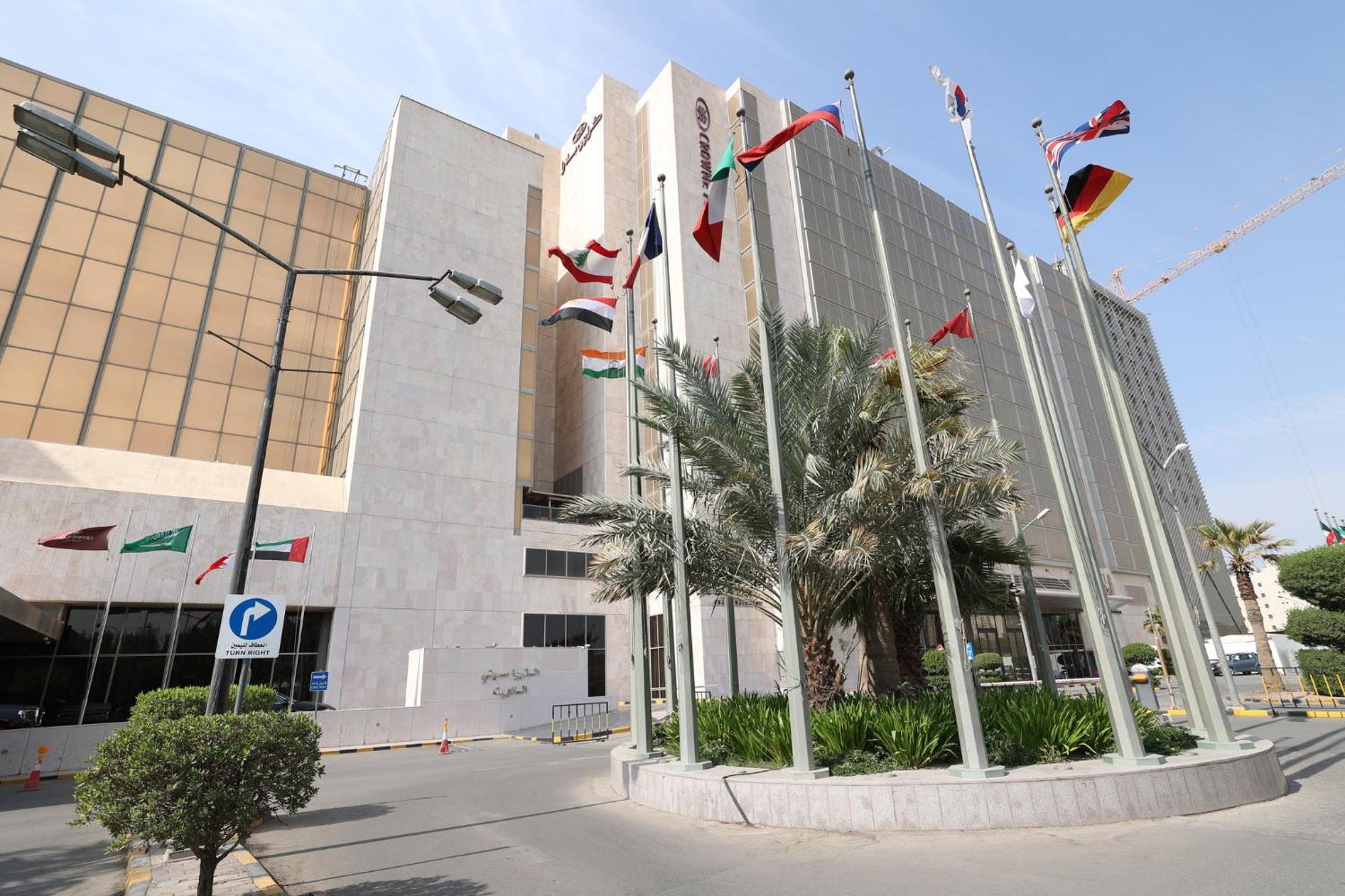Crowne Plaza Kuwait Al Thuraya City By Ihg Kuwait City Exterior photo