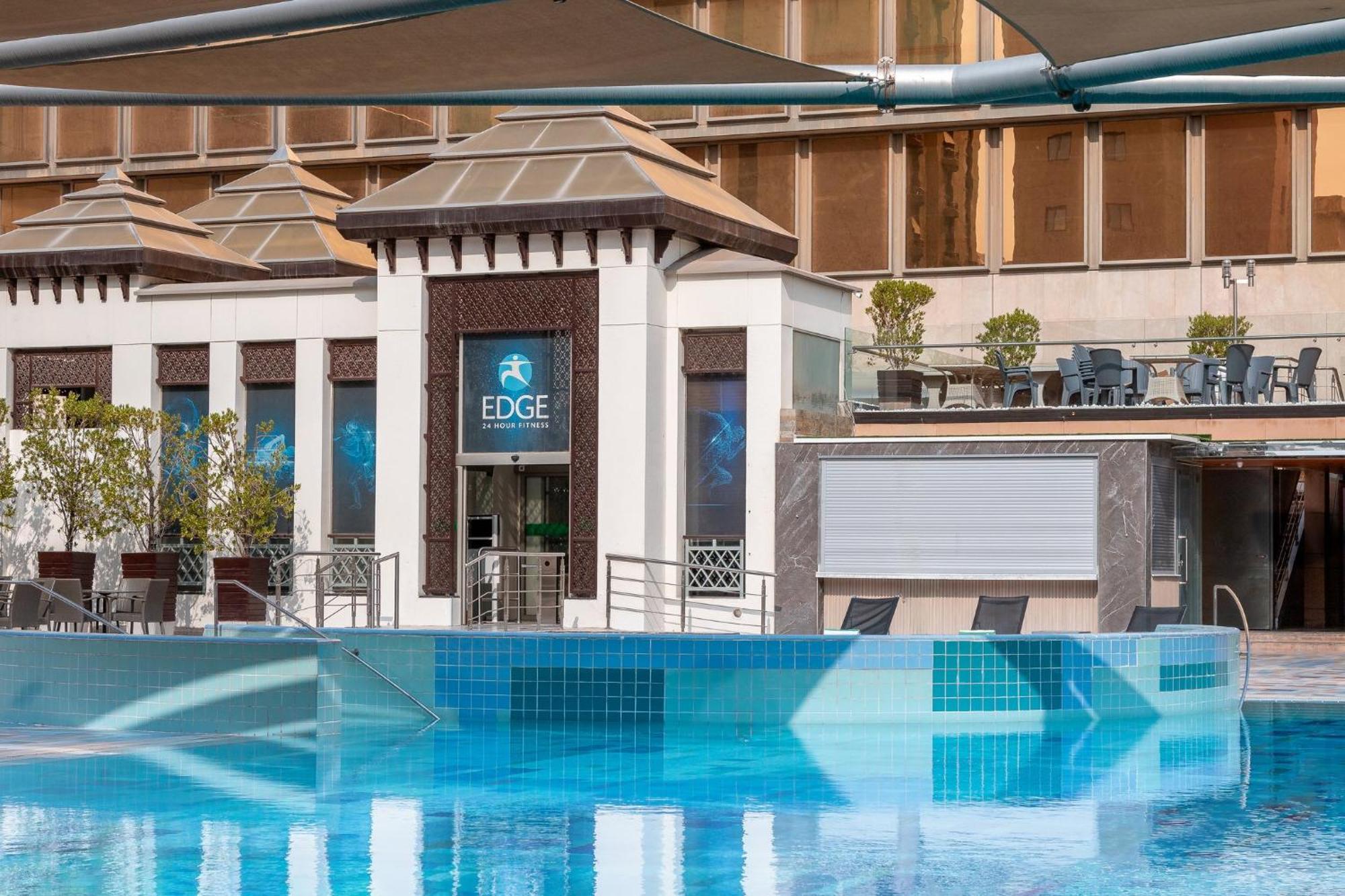 Crowne Plaza Kuwait Al Thuraya City By Ihg Kuwait City Exterior photo